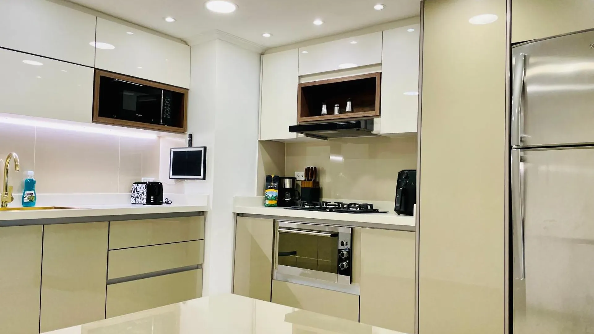 شقة Casa Amsterdam Con Jacuzzi En Poblado ميديلين كولومبيا
